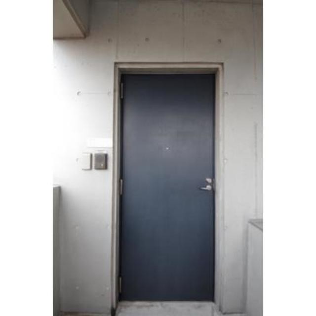 ※写真は同タイプ住戸です。(玄関)
