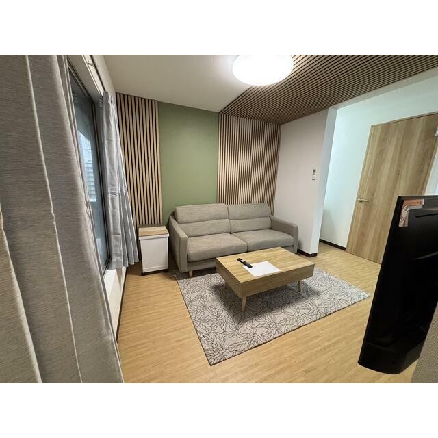 (居間)