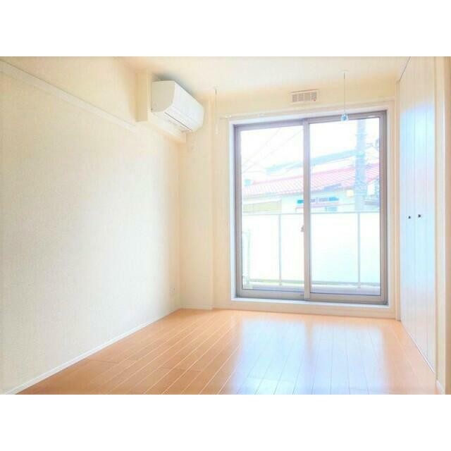 (居間)
