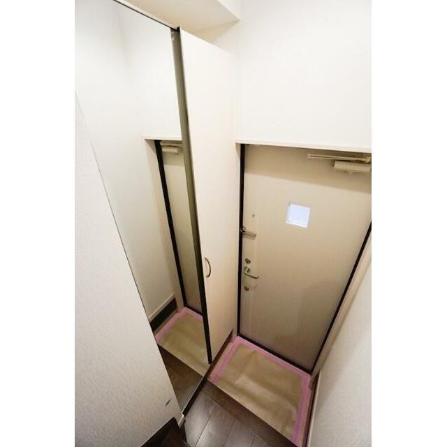 (玄関)