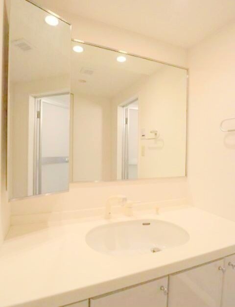 ※同仕様写真含む(内装)