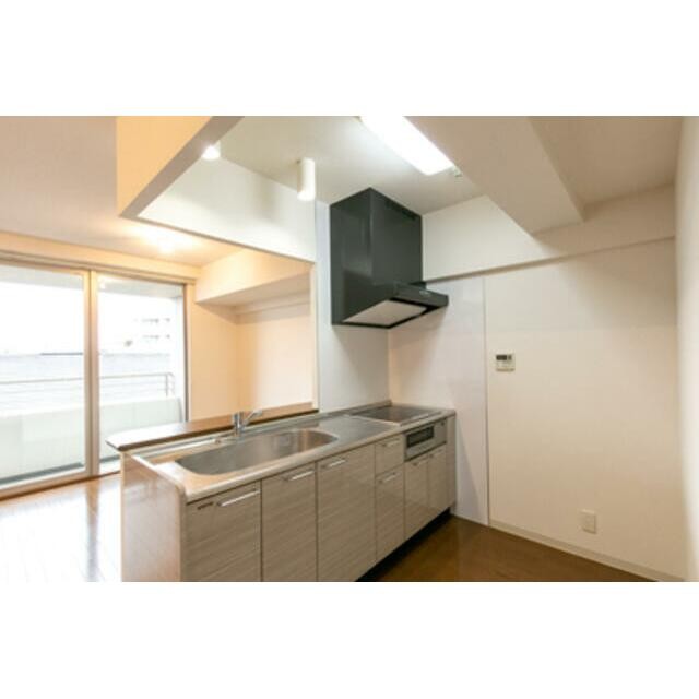 ※写真は同タイプ住戸です。(キッチン)