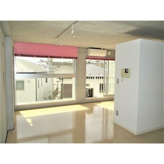 居室（2303）(居間)