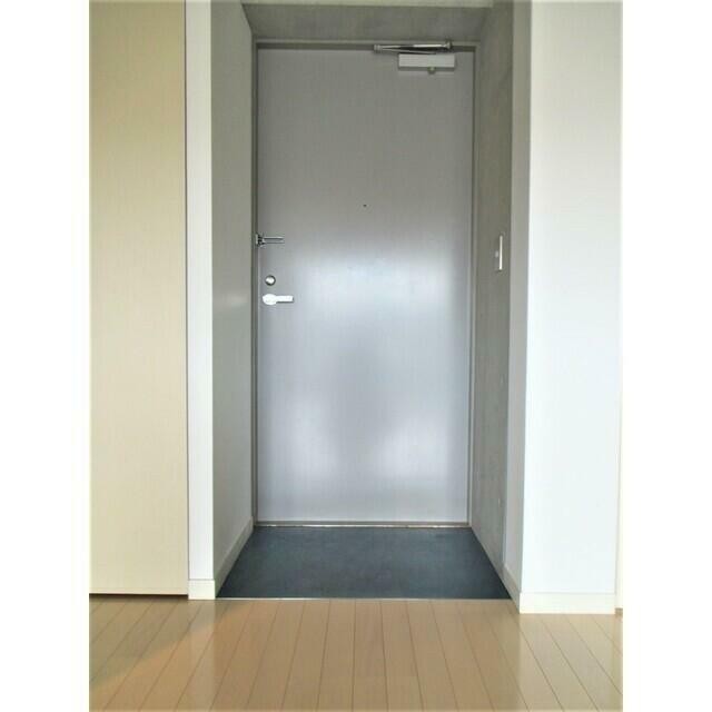 （2303）(玄関)
