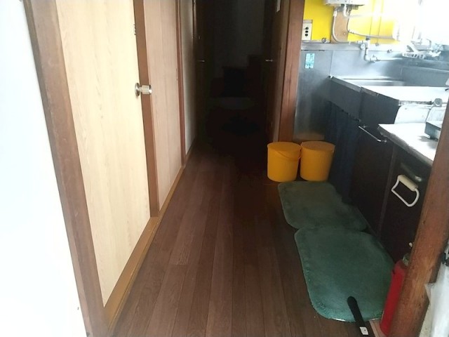 (玄関)
