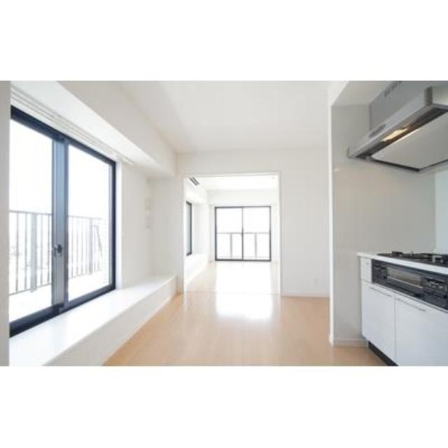 ※写真は同タイプ住戸です。(居間)