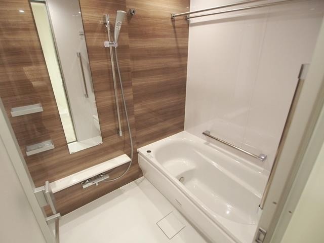 ※写真は同タイプ住戸です。(風呂)