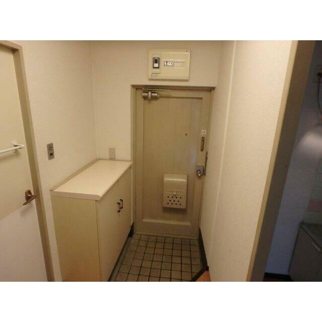 (玄関)