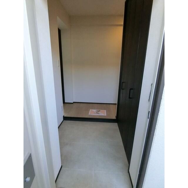 (玄関)