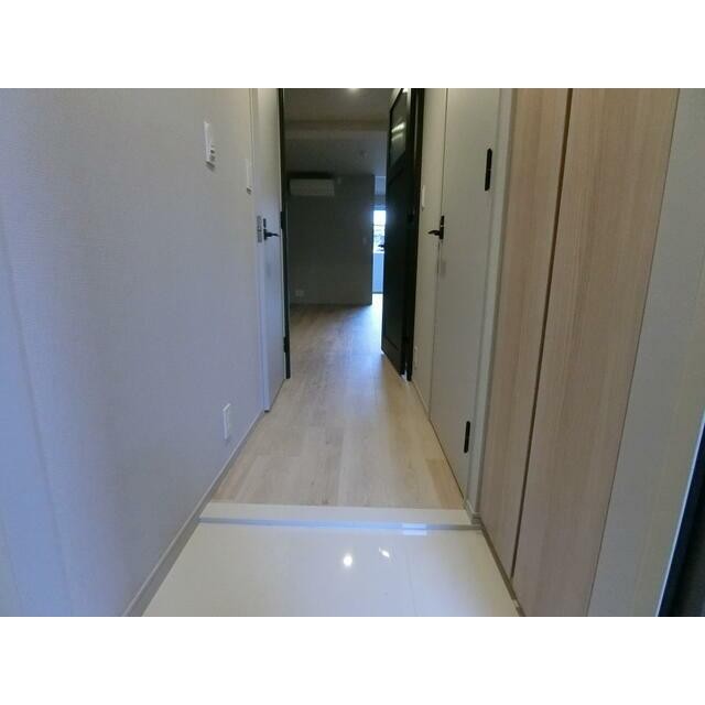 (玄関)