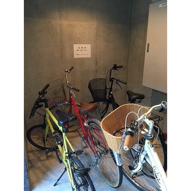 屋根付き駐輪場