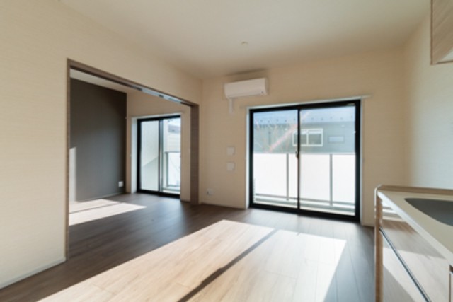 ※写真は同タイプ住戸です。(居間)