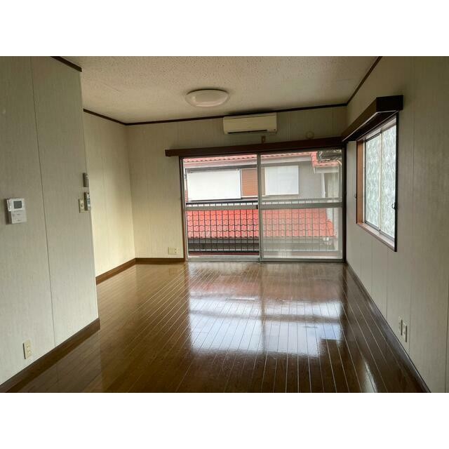 ※同仕様写真含む(居間)