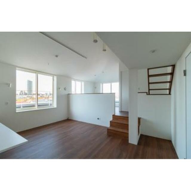 ※写真は同タイプ住戸です。(居間)
