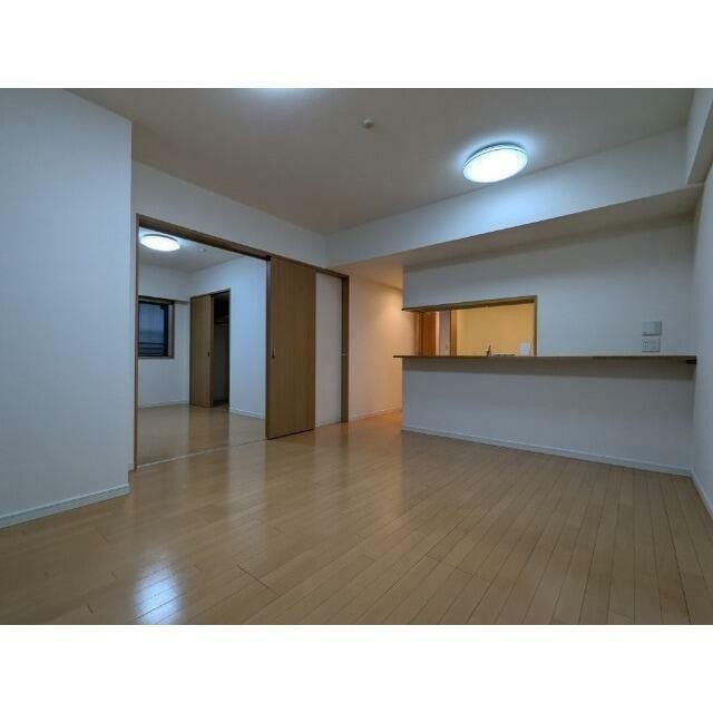 (居間)