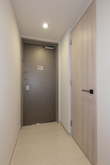 ※写真は同タイプ住戸です。(玄関)