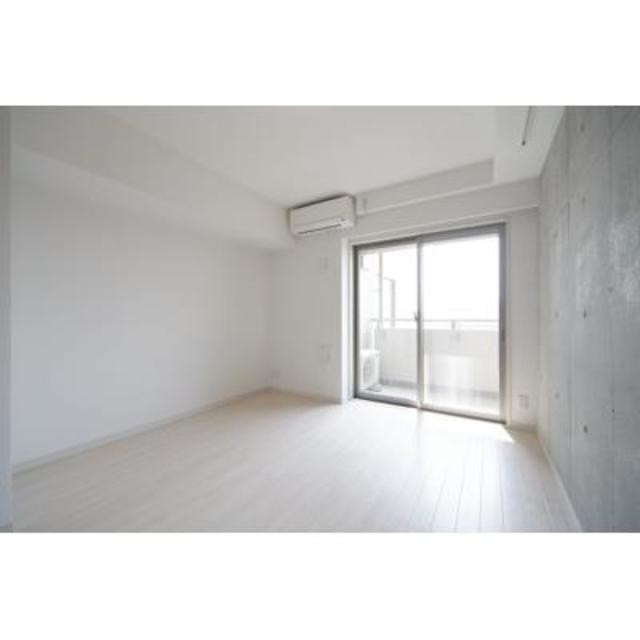 ※写真は同タイプ住戸です。(居間)