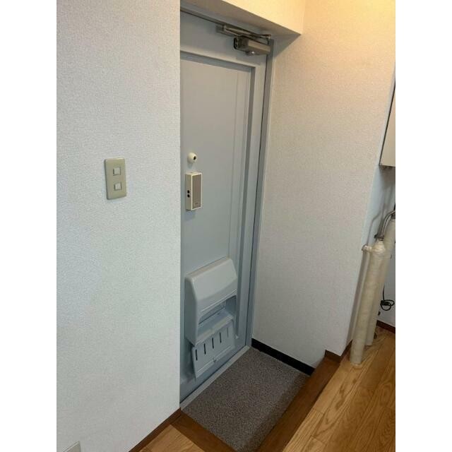 (玄関)