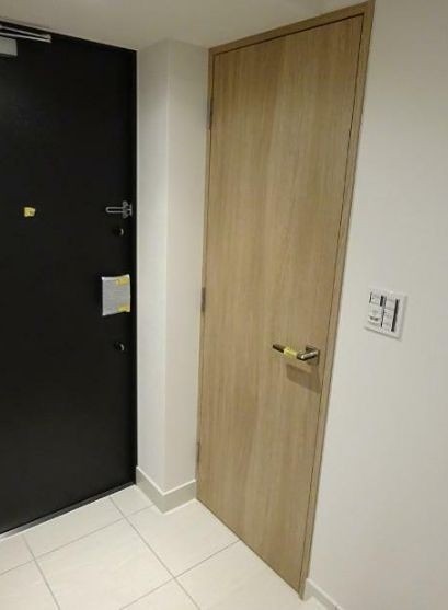 ※同仕様写真(玄関)