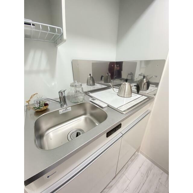 ※同仕様写真含む。家具・小物等は付帯いたしません。(キッチン)