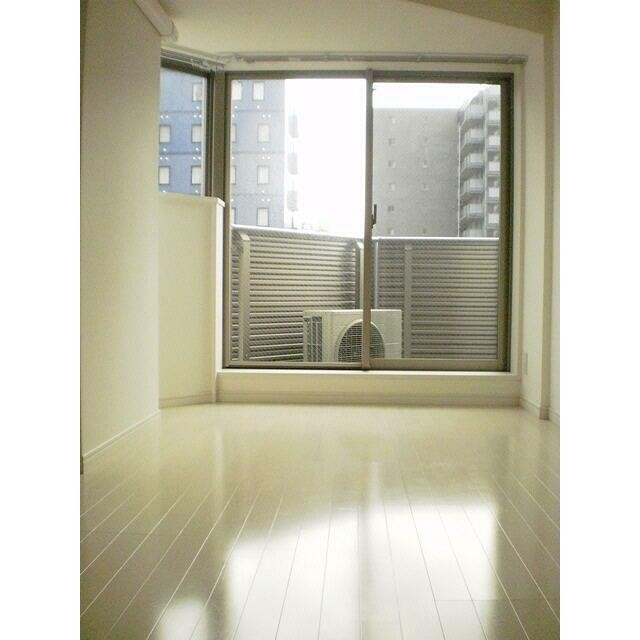 ※同仕様写真含む(居間)