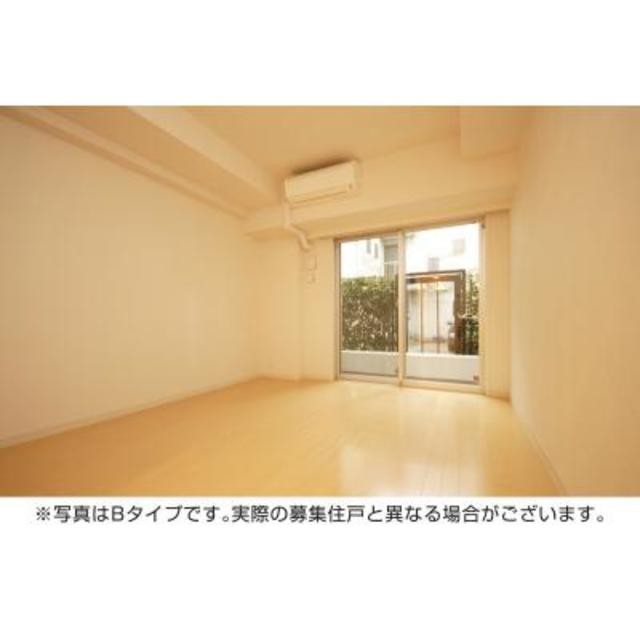 ※写真は同タイプ住戸です。(居間)