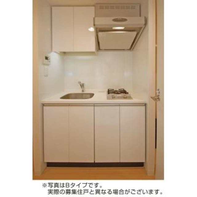 ※写真は同タイプ住戸です。(キッチン)