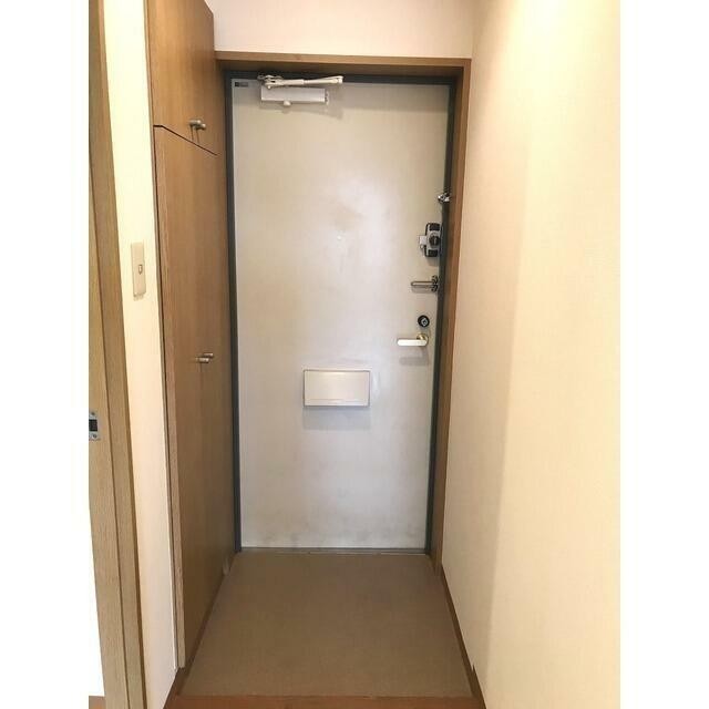 (玄関)