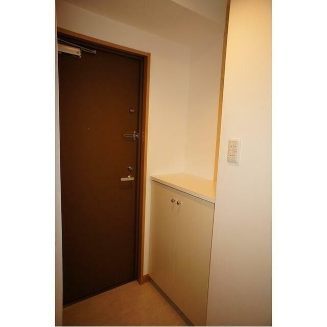 (玄関)