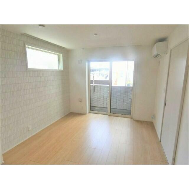 (居間)