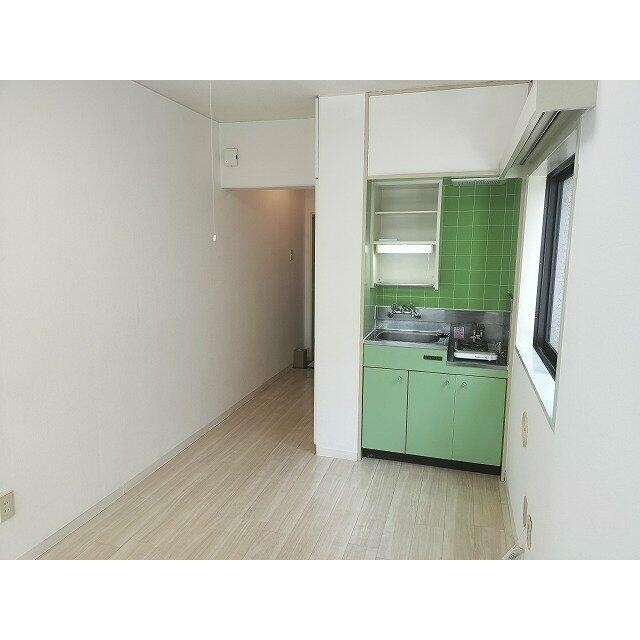 (居間)