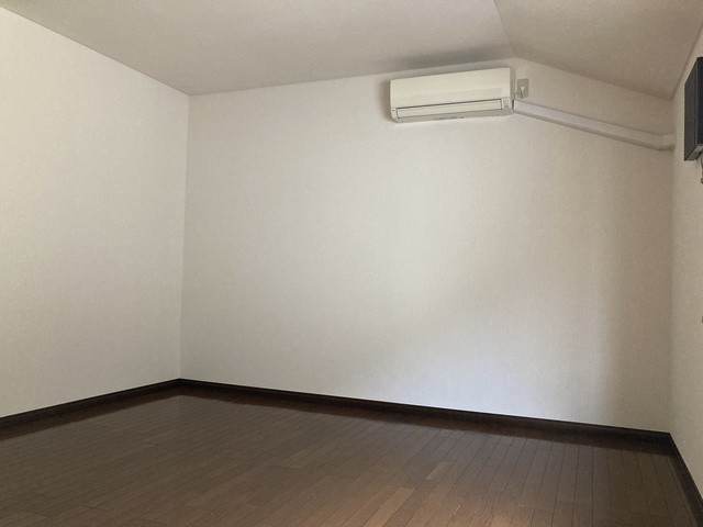 (居間)