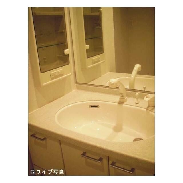 ※同仕様写真含む(内装)