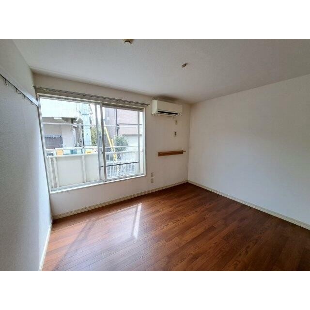 (居間)