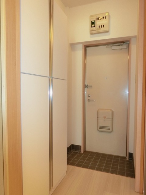 (玄関)