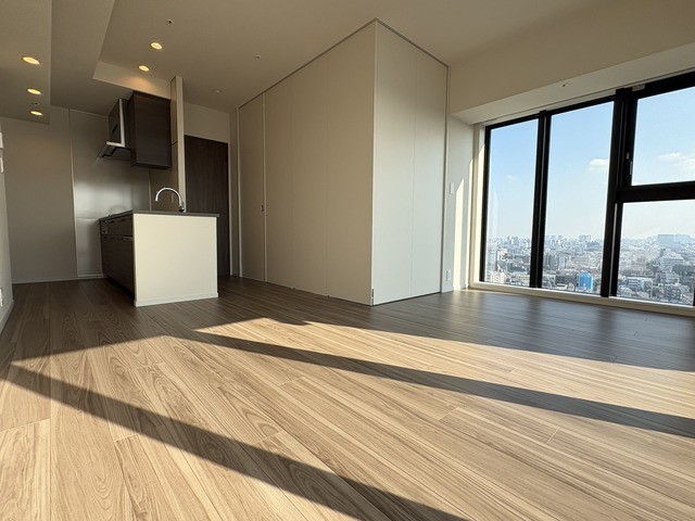 ※写真は同タイプ住戸です。(居間)