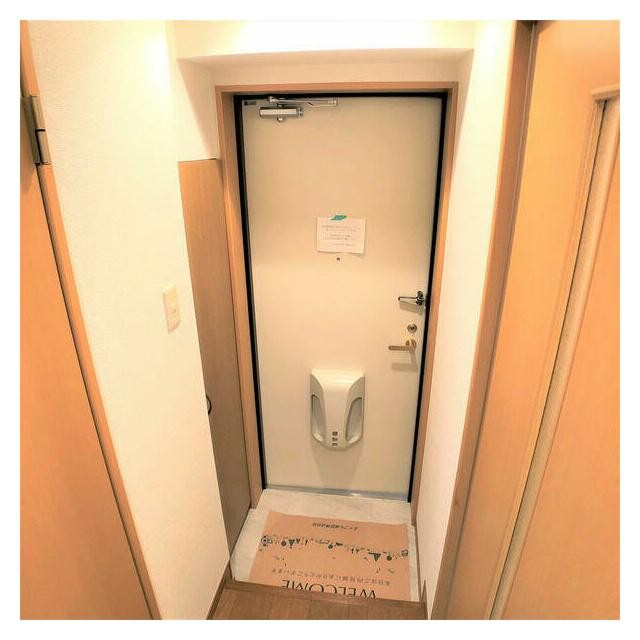 (玄関)