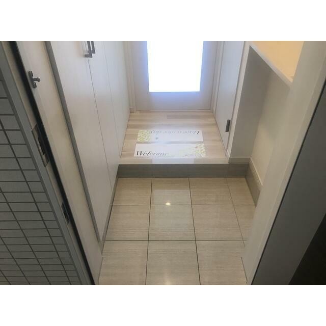 (玄関)