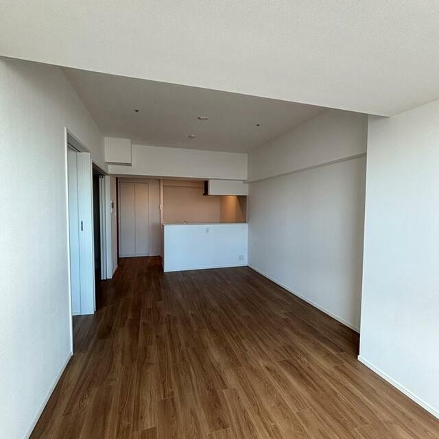 ※写真は同タイプ住戸です。(居間)