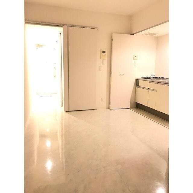 (居間)