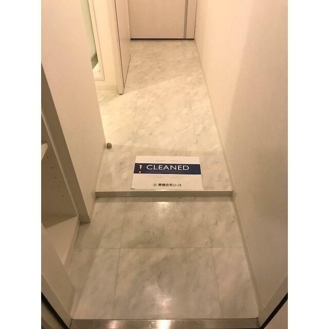 (玄関)