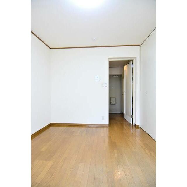 (居間)