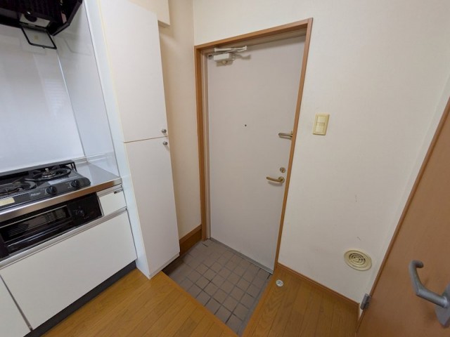 (玄関)