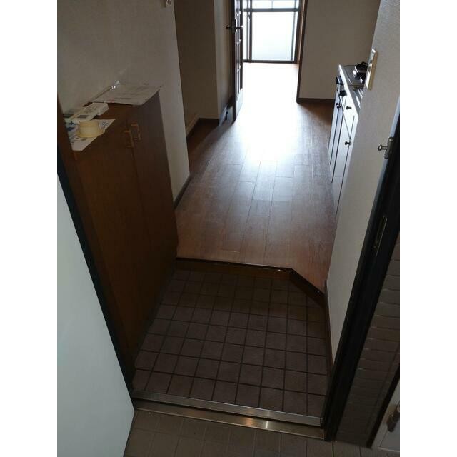(玄関)