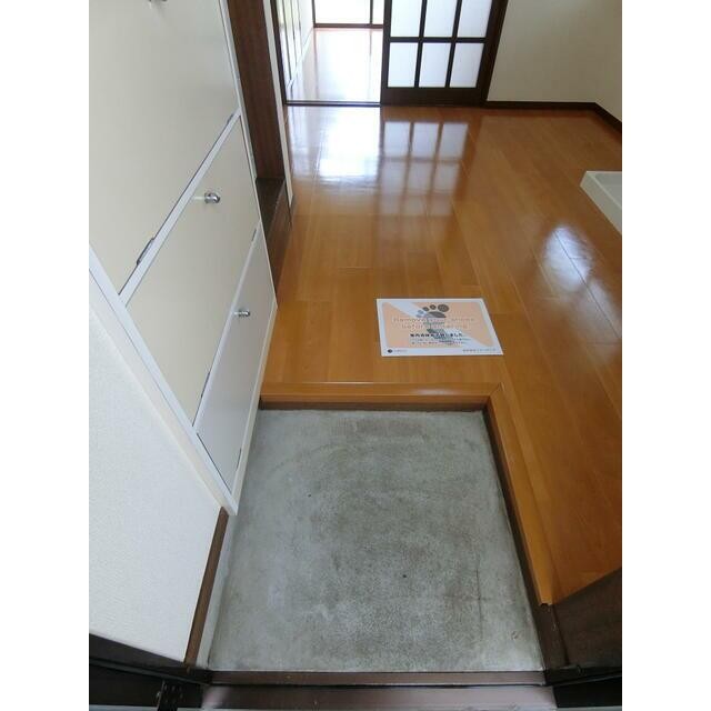 (玄関)
