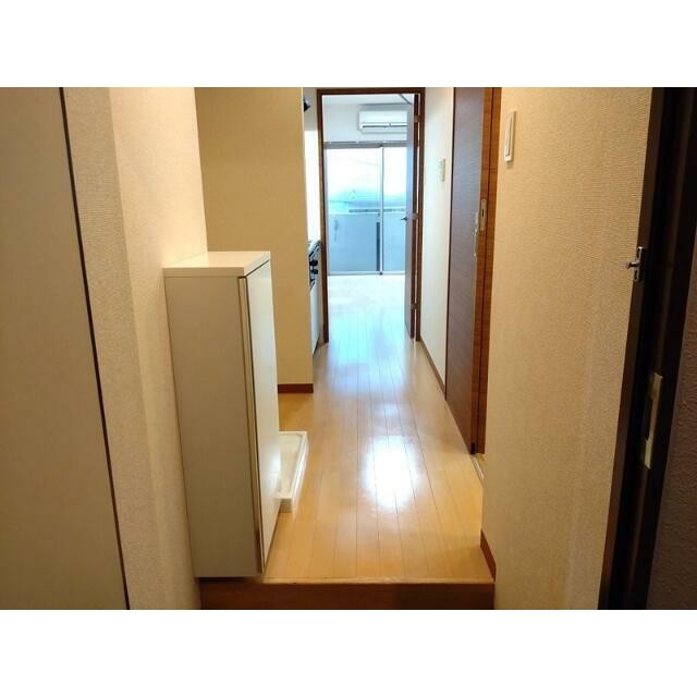 (玄関)