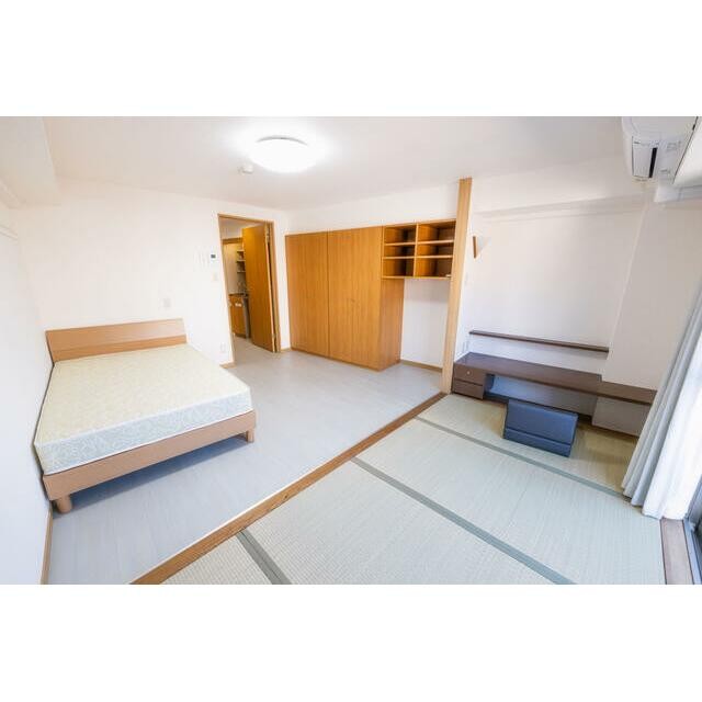 (居間)
