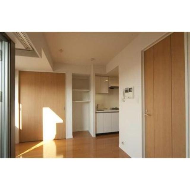 ※写真は同タイプ住戸です。(居間)