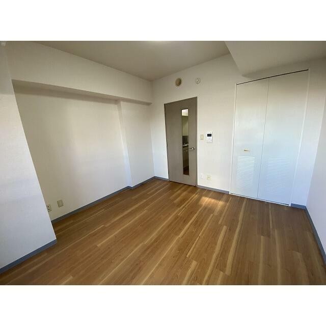 (居間)