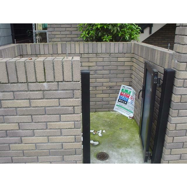 共用設備 敷地内ごみ置場